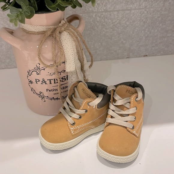 Other - ⭐️2/$25, 3/$35, 4/$45⭐️ Primigi toddler shoes. Purchased in Italy. Size 3.5 US